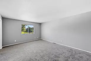 86 Stornoway Dr W, Columbus, OH 43213 - Photo 13