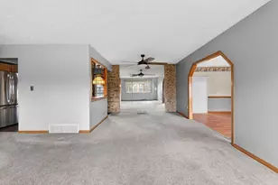 1253 Dutton Pl, Columbus, OH 43227 - Photo 19