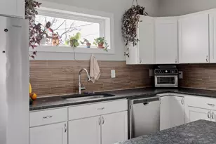 929 Gilbert St, Columbus, OH 43206 - Photo 9