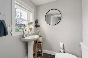929 Gilbert St, Columbus, OH 43206 - Photo 13
