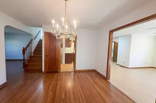 905 Vernon Rd, Columbus, OH 43209 - Photo 9