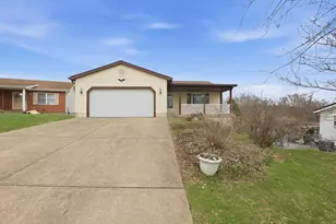 978 Blueberry Ct, Newark, OH 43055 - Photo 3