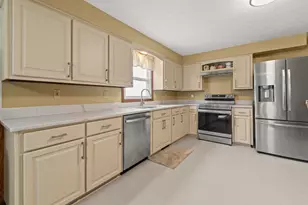 9161 Cochran Rd, Williamsport, OH 43164 - Photo 15