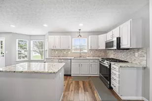 7482 Bunker Ridge Ct, Blacklick, OH 43004 - Photo 17