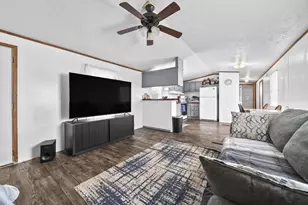 170 Spruce Ridge Dr, Ashville, OH 43103 - Photo 13