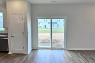 334 Honeysuckle St, South Bloomfield, OH 43103 - Photo 29