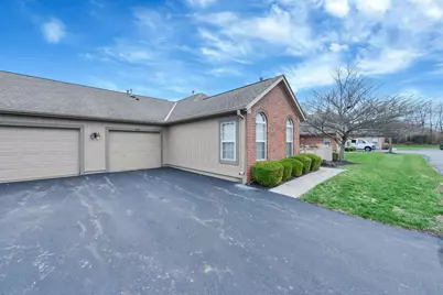 536 Calkin Lane E #23, Columbus, OH 43230 - Photo 3