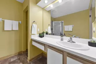 536 Calkin Ln E, Columbus, OH 43230 - Photo 21