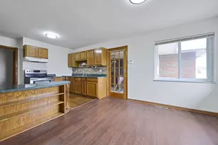 860 Basswood Rd, Columbus, OH 43207 - Photo 17