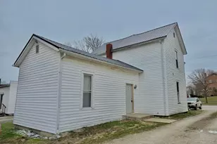 100 1/2 Broadway St, Shelby, OH 44875 - Photo 9