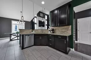 1669 Forest View Dr, Pataskala, OH 43062 - Photo 9