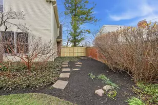 3670 Romnay Rd, Columbus, OH 43220 - Photo 49