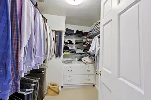 3670 Romnay Rd, Columbus, OH 43220 - Photo 25