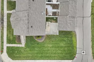 201 Autumn Ridge Cir, Pickerington, OH 43147 - Photo 45