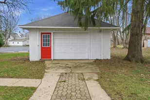 308 S Marion St, Cardington, OH 43315 - Photo 3