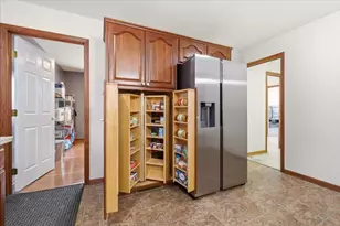 789 Country Club Dr, Howard, OH 43028 - Photo 13