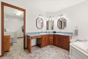 789 Country Club Dr, Howard, OH 43028 - Photo 21