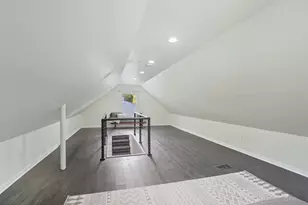 2424 Nottingham Rd, Columbus, OH 43221 - Photo 35