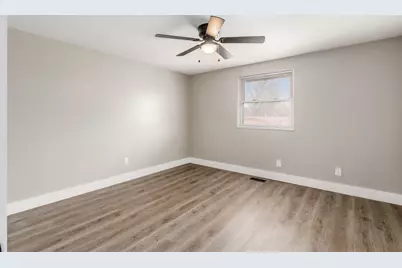 2341 Woodbrook Circle N #98, Columbus, OH 43223 - Photo 11