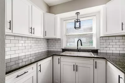 2341 Woodbrook Circle N #98, Columbus, OH 43223 - Photo 7