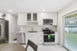 1825 Pannell Ave, Columbus, OH 43207 - Photo 9