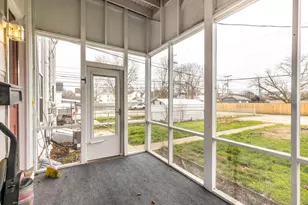 208 N Scioto St, Circleville, OH 43113 - Photo 13