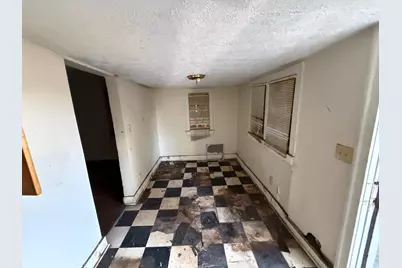 2320 Hamilton Avenue, Columbus, OH 43211 - Photo 5