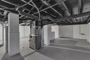 1575 Vendome Dr S, Columbus, OH 43219 - Photo 21