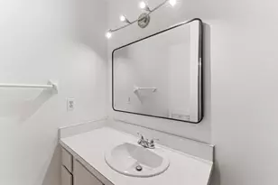 1213 Woodbrook Ct, Columbus, OH 43223 - Photo 11