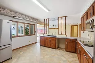 3755 Mayfair Dr, Grove City, OH 43123 - Photo 7