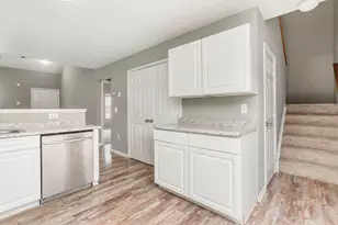 372 Dysar Run Dr, Blacklick, OH 43004 - Photo 13