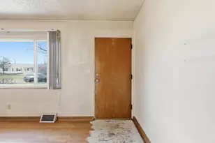 4176 Beechgrove Dr, Grove City, OH 43123 - Photo 5