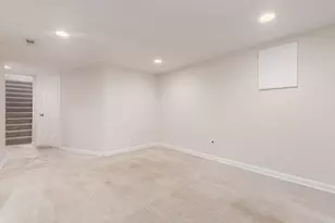 336 E Weisheimer Rd, Columbus, OH 43214 - Photo 29