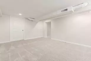 336 E Weisheimer Rd, Columbus, OH 43214 - Photo 31