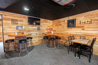 1330 S 6th Street, Coshocton, OH 43812 - Photo 9