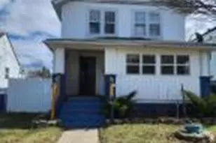 2154 Dresden St, Columbus, OH 43211 - Photo 1