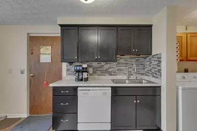 703 Cherry Hollow Road, Columbus, OH 43228 - Photo 11