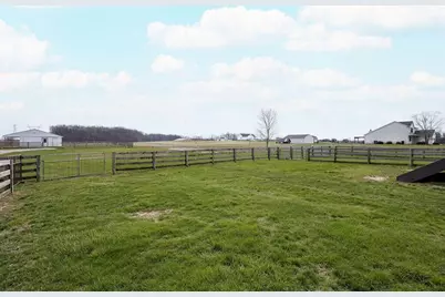 14240 Dutch Cross Road, Centerburg, OH 43011 - Photo 33