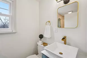 1079 Acton Rd, Columbus, OH 43224 - Photo 19