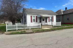 996 3rd St, Logan, OH 43138 - Photo 1