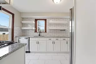 281 Demorest Rd, Columbus, OH 43204 - Photo 9