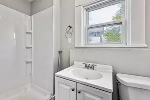 354 S Ogden Ave, Columbus, OH 43204 - Photo 5