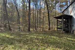 32045 Cabin Hill Rd, Vinton, OH 45686 - Photo 3