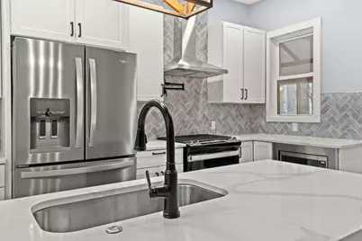 640 Neil Avenue, Columbus, OH 43215 - Photo 27