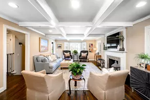 1865 Collingswood Rd, Columbus, OH 43221 - Photo 5