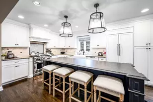 1865 Collingswood Rd, Columbus, OH 43221 - Photo 7