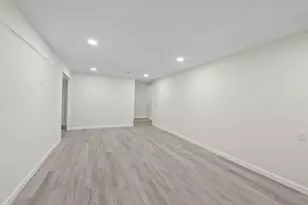 1379 Restwood Ct, Columbus, OH 43204 - Photo 47