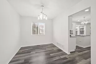 1379 Restwood Ct, Columbus, OH 43204 - Photo 11