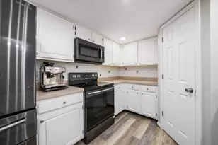 622 Lakeview Dr S, Grove City, OH 43123 - Photo 5