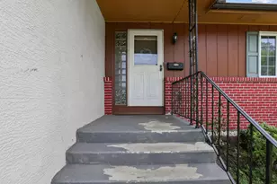 2087 Teakwood Dr, Columbus, OH 43229 - Photo 5